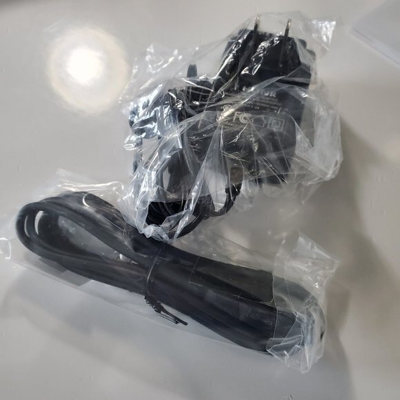 Pandigital PANSCN09BE Handheld Scanner w/Doc Feeder & 2GB microSD Card (Blue)‎ - Picture 3 of 9